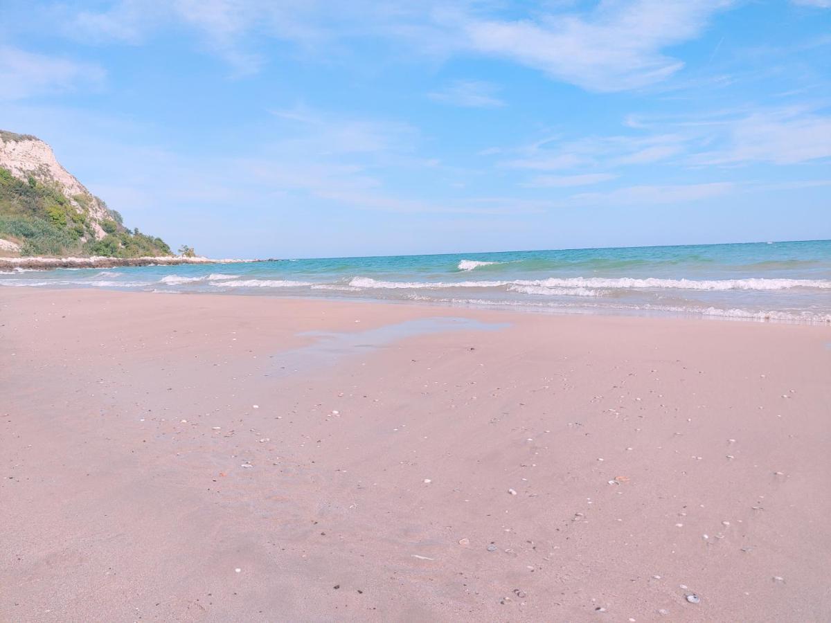 Villa Metatron U Doma Balchik Esterno foto